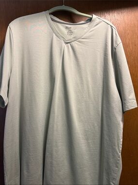 AWEARNESS by Kenneth Cole Men's V-Neck Short Sleeve Shirt - Light Sage